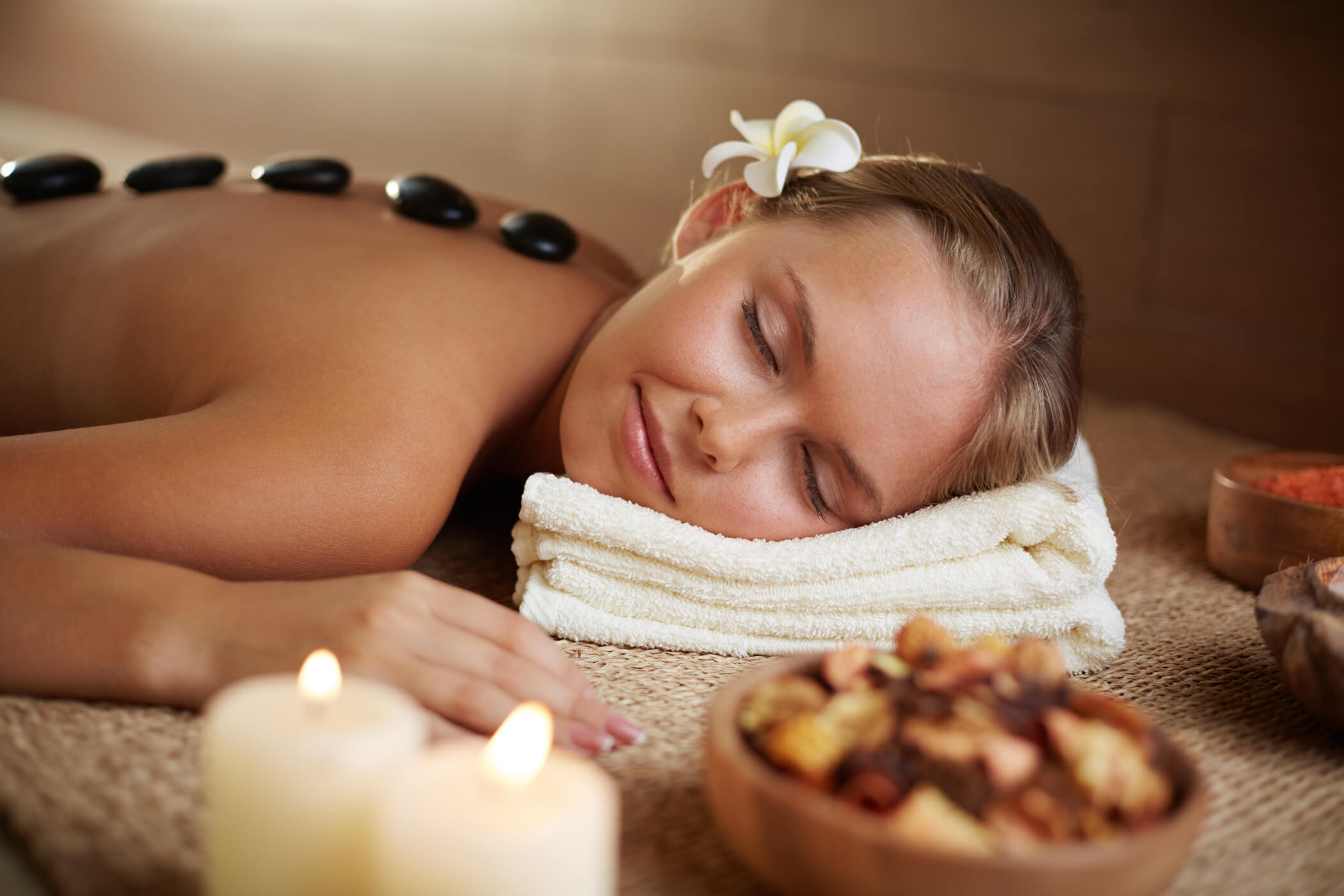 Hot stone massage relax